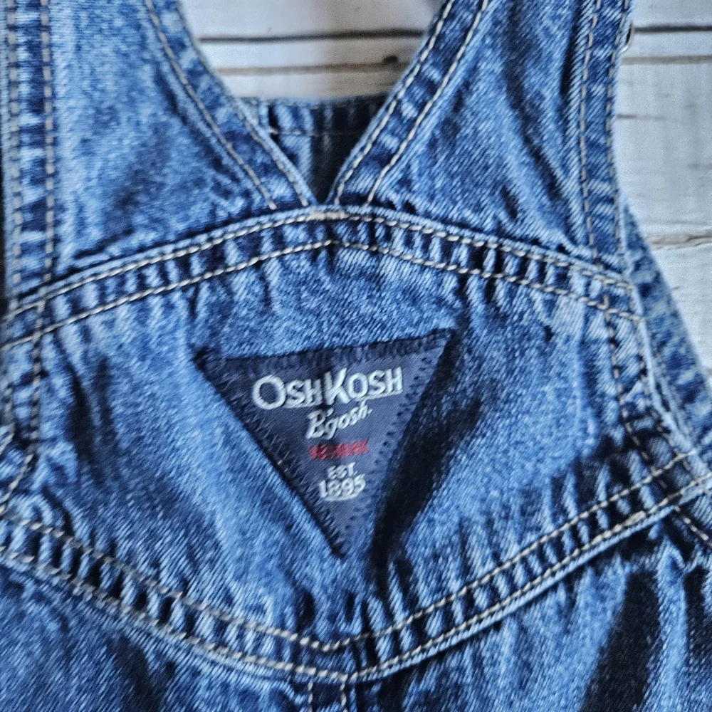 OshKosh B'Gosh Denim Overalls Size‎ 18 Months